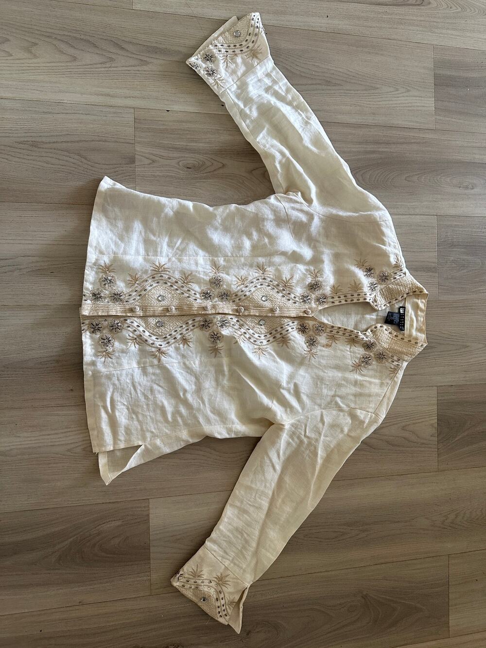 Carole Little Vintage 100% Linen Embroidered Beaded Blouse Top Cream Tan Sz M